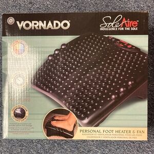 SoleAire Black Personal Foot Heater & Fan